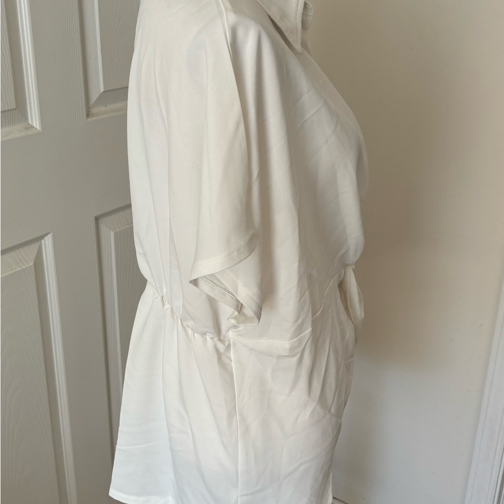 SHEIN Top - Picture 4 of 5